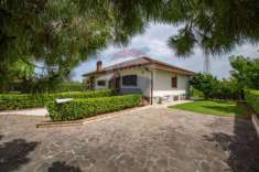Foto Casa indipendente in vendita a Francavilla Al Mare - 4 locali 213mq