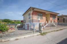 Foto Casa indipendente in vendita a Miglianico - 5 locali 170mq