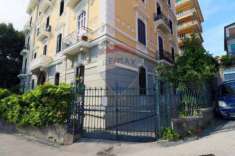 Foto Casa indipendente in vendita a Napoli - 7 locali 236mq