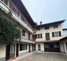 Foto Casa indipendente in vendita a Palazzo Canavese