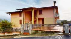 Foto Casa indipendente in vendita a Perugia - 8 locali 233mq