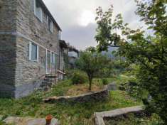 Foto Casa indipendente in vendita a Pieve Di Teco - 8 locali 300mq