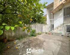 Foto Casa indipendente in vendita a Pignataro Maggiore - 5 locali 110mq