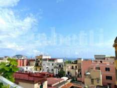 Foto Casa indipendente in vendita a Pozzuoli - 5 locali 90mq