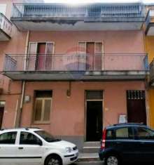 Foto Casa indipendente in vendita a Ragusa - 12 locali 190mq