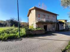 Foto Casa indipendente in vendita a San Leucio Del Sannio