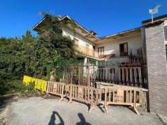 Foto Casa indipendente in vendita a Santa Maria Capua Vetere - 10 locali 300mq
