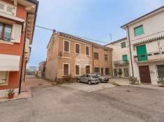 Foto Casa indipendente in vendita a Villafranca Di Verona