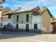 Foto Casa singola in Vendita, pi di 6 Locali, 140 mq, Casalino