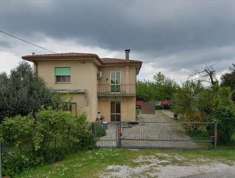 Foto Casa singola in Vendita, pi di 6 Locali, 253 mq, Trecenta