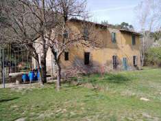 Foto Casa singola in Vendita, pi di 6 Locali, 360 mq (Montopoli in V