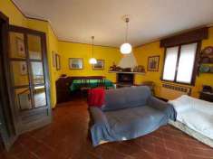 Foto Casa singola in Vendita, pi di 6 Locali, 5 Camere, 240 mq (GONZ