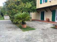 Foto Casa singola in vendita a Carrara 200 mq  Rif: 1232949