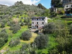 Foto Casale in vendita a Borgo a Mozzano