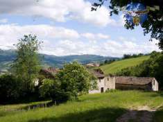 Foto CASOLARE in VENDITA a CAMERINO