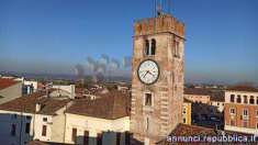 Foto Comoda al centro del paese di