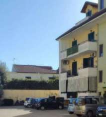 Foto Immobile in asta di 145 m con pi di 5 locali in vendita a Giugliano in Campania