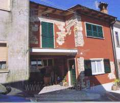 Foto IMMOBILI-IMMOBILE RESIDENZIALE-Frazione vicobarone, loc. casa magnani  17/a