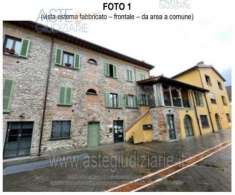 Foto IMMOBILI-IMMOBILE RESIDENZIALE-Via degli abatoni, 9/14