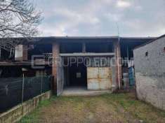 Foto Magazzini e locali di deposito di 70 mq  in vendita a Bellinzago Novarese - Rif. 4460253