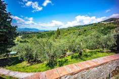 Foto Porzione di Casa in Vendita, 5 Locali, 150 mq, Capannori