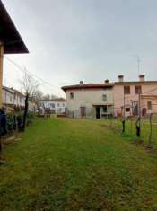 Foto Porzione di casa in vendita a Borgonovo Val Tidone