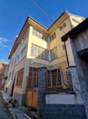 Foto Porzione di casa in vendita a Maggiora