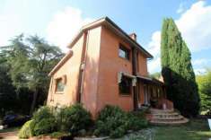 Foto Porzione di casa in vendita a Siena 355 mq  Rif: 1033929