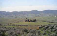 Foto Rustico casale in Vendita, pi di 6 Locali, 350 mq (SANTA LUCE)