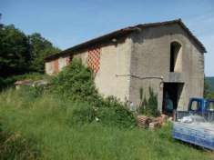 Foto Rustico casale in Vendita in zona TAGLIAFERRO con giardino