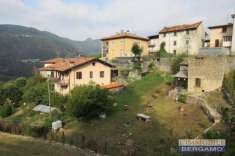 Foto RUSTICO di 5 vani e di 174 mq (SANT'OMOBONO TERME) rif. E235