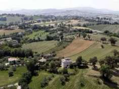 Foto Rustico in vendita a Castelleone Di Suasa