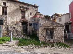 Foto Rustico in vendita a Santi Cosma E Damiano - 5 locali 100mq