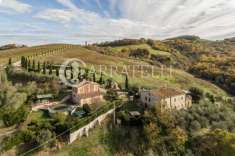 Foto Rustico in vendita a Siena