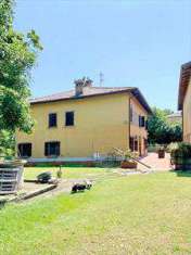 Foto Rustico/Casale in Vendita, pi di 6 Locali, 500 mq, Modena (Alba