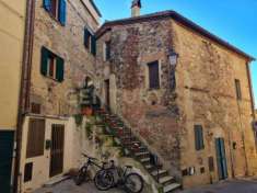 Foto Semindipendente in vendita a Cinigiano, Sasso d'Ombrone