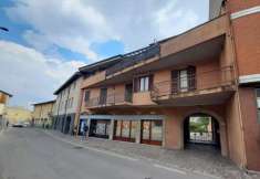 Foto Stabile / Palazzo in Vendita, 5 Locali, 85 mq, Bonate Sotto