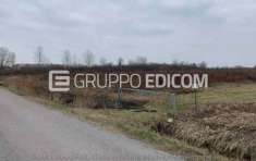 Foto Terreno di 22465 mq  in vendita a Pordenone - Rif. 4485139