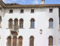 Foto Ufficio in Vendita, pi di 6 Locali, 488 mq, Belluno