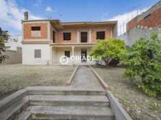 Foto Villa a schiera in vendita a Assemini - 4 locali 320mq