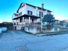 Foto Villa a schiera in vendita a Brandizzo