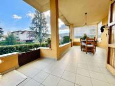 Foto Villa a schiera in vendita a Camaiore