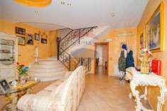Foto Villa a schiera in vendita a Catania - 7 locali 150mq