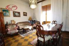 Foto Villa a schiera in vendita a Montevarchi - 6 locali 216mq