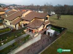 Foto Villa a schiera in vendita a Paruzzaro