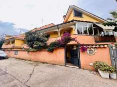 Foto Villa a schiera in vendita a Pomezia - 4 locali 125mq