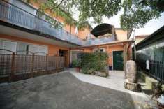 Foto Villa a schiera in vendita a Sarzana - 7 locali 150mq