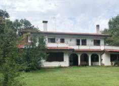 Foto Villa Bifamiliare in Vendita, pi di 6 Locali, 461,16 mq, Carbon