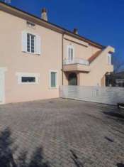 Foto Villa bifamiliare in vendita a Falerone - 9 locali 330mq