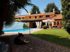 Foto Villa di 576 m con 4 locali e box auto doppio in vendita a Rudiano